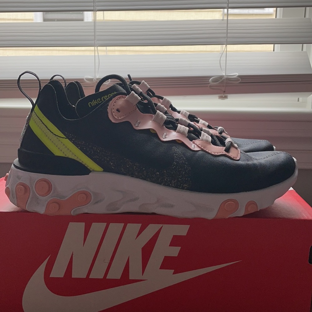 nike react element 55 - Picture 3 of 3